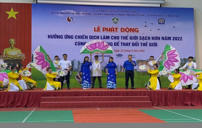 Đoàn TN Sở TNMT tham gia hưởng ứng Chiến dịch làm cho thế giới sạch hơn năm 2022